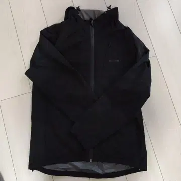 OUTDOOR 블랙 마운틴 파카