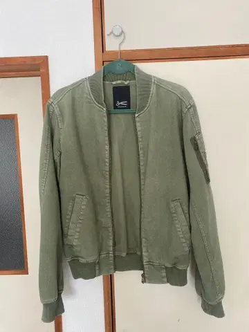 DENHAM MA-1 자켓 올리브 그린 EU XS