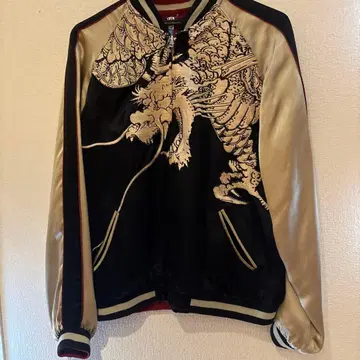 새틴 스카잔 블랙 골드 자수 드래곤