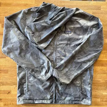 patagonia 카모플라쥬 후드 부착 자켓 S
