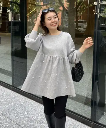 프로즈 베일 맨투맨 라이크 A라인 펄 페플럼 니트