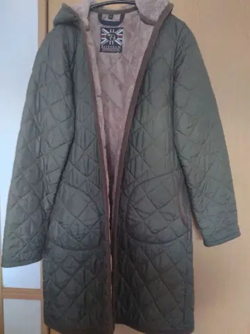 LAVENHAM 퀼팅 자켓 올리브 그린 사이즈 38