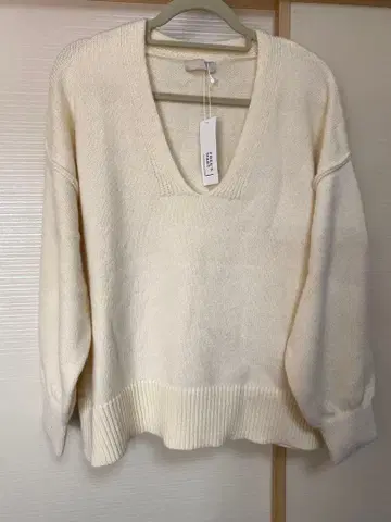 프리즈마트 아이보리 스웨터 니트 *새상품*
