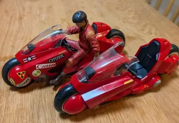 포피니카혼 PX-03 AKIRA 카네다의 바이크 피규어