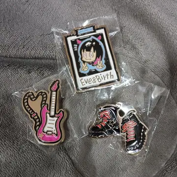 LiSA 핀 배지 Eve&Birth 가챠가챠