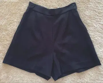 내추럴 쿠튀르 숏팬츠 블랙 미사용품