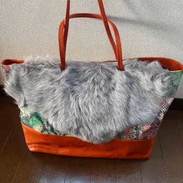 SAZABY 퍼 부착 백