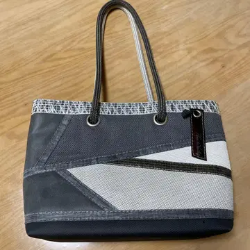 Fleur de Villes 기하학 패턴 숄더백