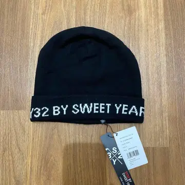 [ SY32 SWEET YEARS ] 니트 캡 블랙