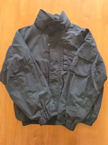 블랙 나일론 자켓