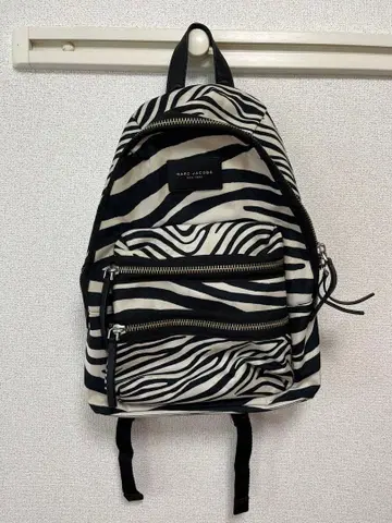 MARC JACOBS 제브라 패턴 백팩