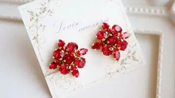 스와로브스키 귀찌