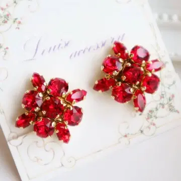 스와로브스키 귀찌