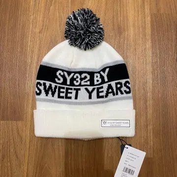 [ SY32 SWEET YEARS ] 니트 캡 화이트