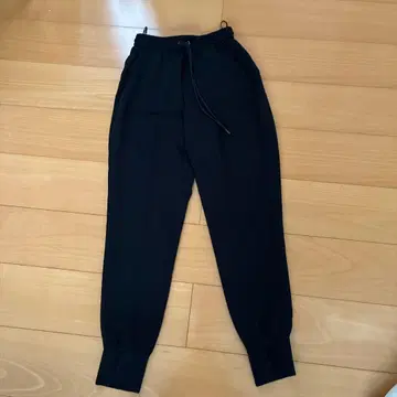 띠어리 블랙 조거 팬츠 XS