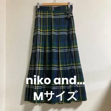 [택 포함 새상품] niko and - 체크 트윌 퀼트 스커트 M