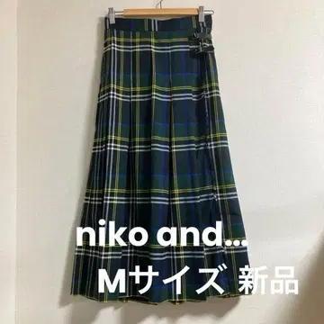 [택 포함 새상품] niko and - 체크 트윌 퀼트 스커트 M