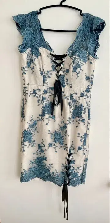 Jewels 꽃무늬 레이스업 드레스 M