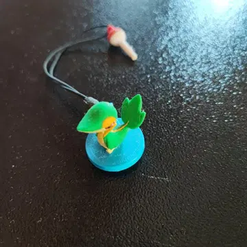 저리가미 스트랩 피규어 포함