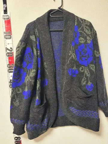 꽃무늬 그레이 긴팔 가디건