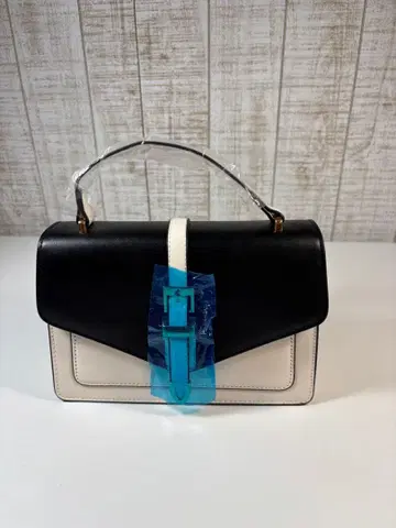 [ 미사용 새상품 ] [ 한정판 2톤 컬러 ] 블랙/화이트 핸드백