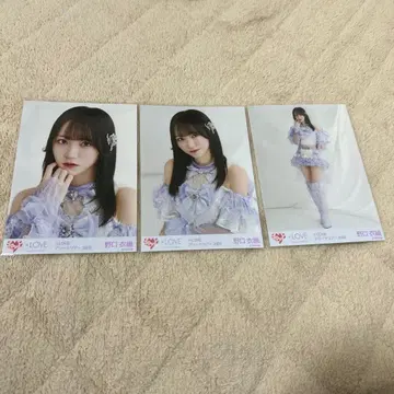 아이돌 사진 세트 3장 화이트 보라색 의상 2018년