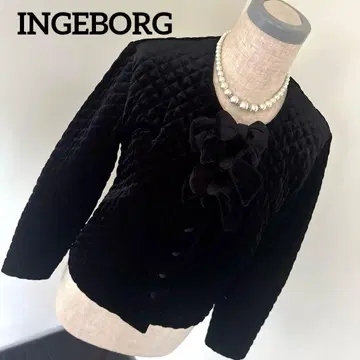 INGEBORG 리본 모티브 블랙 벨벳 노카라 자켓
