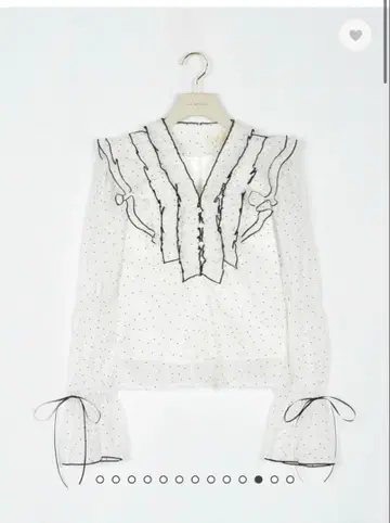 AnMILLE 개더 볼륨 블라우스