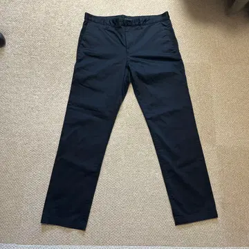 theory 블랙 치노 팬츠 32