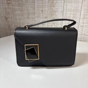 [ 미사용 새상품 ] 블랙 핸드백 골드 장식 포함