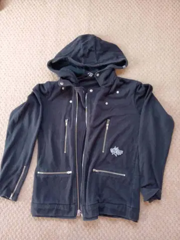 volcom 블랙 후드티 후드 부착