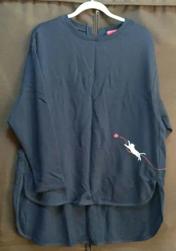 [ 새상품 ] graniph 그라니프 네이비 고양이 자수 튜닉 긴팔