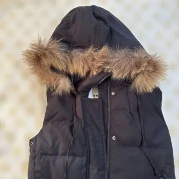 PLST 다운 베스트 새상품급