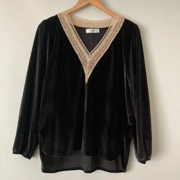 벨로아 광택 V넥 긴팔 블라우스 블랙