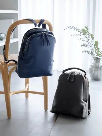 새상품급 츠치야 가방 클라르테 백팩 네이비 가죽