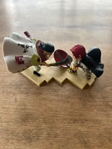 원피스 샹크스 흰 수염 피규어