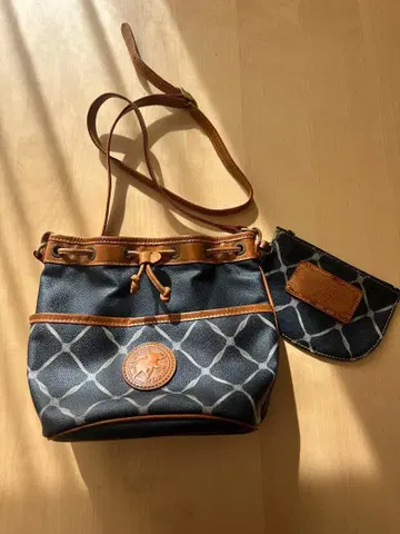 HUNTING WORLD 헌팅월드 복조리 숄더백