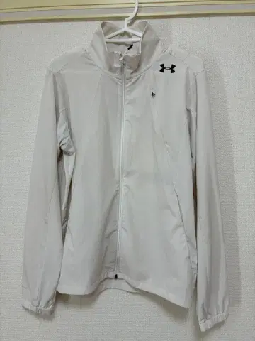 언더아머 화이트 자켓 골프 러닝 봄/가을