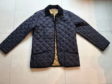 Traditional Weatherwear 퀼팅 자켓 네이비