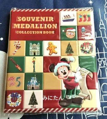 수베니어 메달 케이스 디즈니 크리스마스 2025 산타 미키