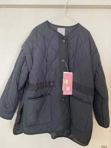 미사용 새상품 SEASONREASON 이가리 시노부 퀼팅 코트 M 사이즈