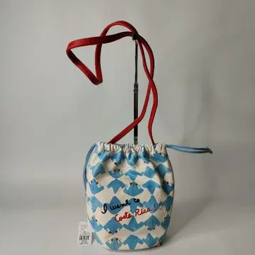 택 포함 미사용 새상품 tsumor chisato CARRY 숄더백