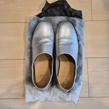 que shoes 플레인 실버