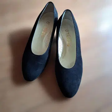 REGALO 컴포트 펌프스 블랙