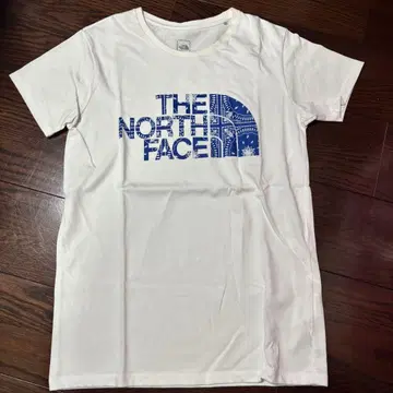 THE NORTH FACE 반팔 티셔츠 화이트 M 사이즈 여성용