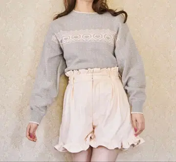 Treat Yourself 하트 무늬 니트 스웨터 그레이