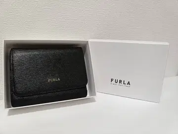 새상품급 FURLA 블랙 가죽 3단 폴더형 지갑