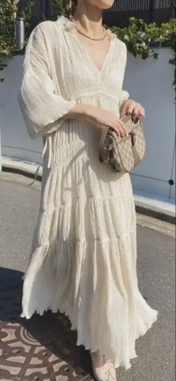 Ameri SHIRRING PLEATS DRESS 아이보리