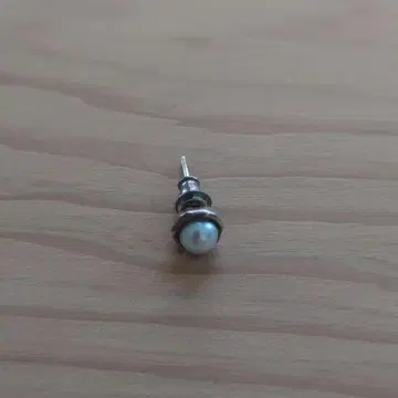 e.m. 이엠 펄 귀걸이 보증 카드 있음