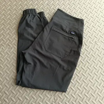 파타고니아 우먼 해피 하이크 스튜디오 팬츠 S